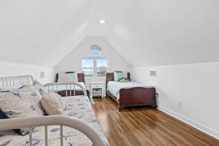 Family Waterfront Island Home Dock Hot Tub - 3