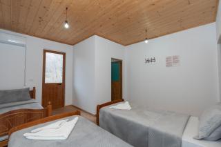 Bujtina Malsori, Theth - 3