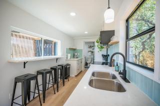 Contained in Gruene! Hot Tub! - 8