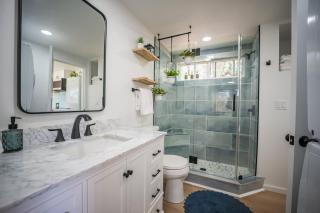 Contained in Gruene! Hot Tub! - 7