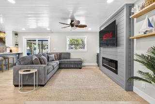 Family 3BR Apollo Beach Oasis Heated Pool BBQ CornHole - 9