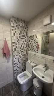 LUMI ROOMS - SUITS with Parking Slot - 8