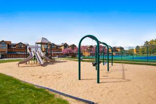 Sunset Condominiums: Golf View - 4