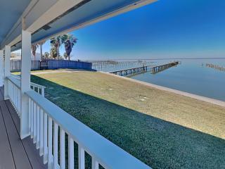 Getaway on the Bay - 8