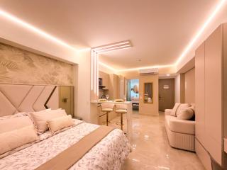 Suite balcon y vista-Piscina-Cerca aeropuerto - 0