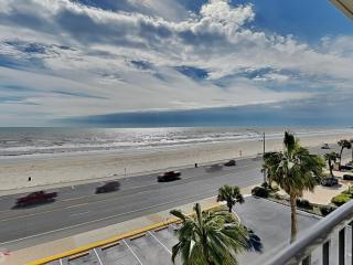 By the Sea Resort 507 - Oceanfront View - 9