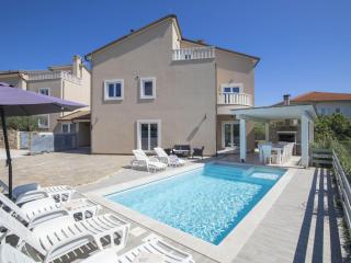 Holiday Home 8-Schlafzimmer-Villa Bianca mit Pool- Sauna- Billard by Interhome - 9
