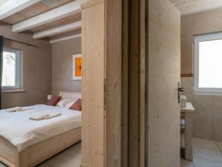 Holiday Home 8-Schlafzimmer-Villa Bianca mit Pool- Sauna- Billard by Interhome - 1