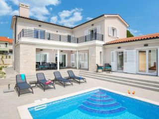 Holiday Home Villa in Premantura mit privatem beheizten Pool und Sauna by Interhome - 8