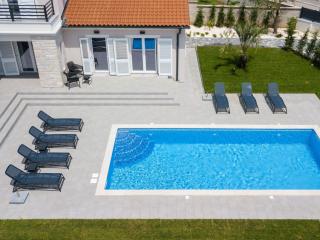Holiday Home Villa in Premantura mit privatem beheizten Pool und Sauna by Interhome - 5