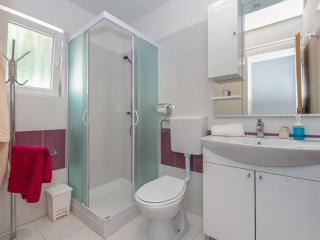 Apartment Wohnung Leonardo mit Blick auf das Wasser by Interhome - 5