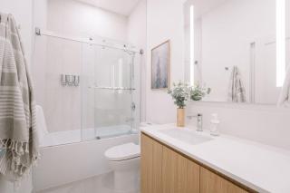 Ridgeline Penthouse by Revelstoke Vacations - 2