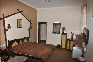 Hotel Pratiksha - 7