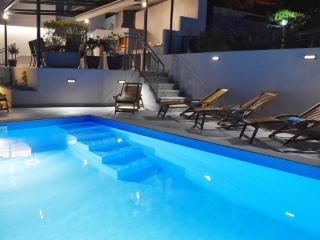 Holiday Home Villa LETICIJA - Luxusvilla mit beheiztem Pool- Sauna- Fitness & Grillplatz in by Interhome - 8