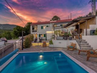 Holiday Home Villa LETICIJA - Luxusvilla mit beheiztem Pool- Sauna- Fitness & Grillplatz in by Interhome - 7