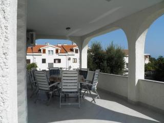 Apartment Appartement in Baška mit Eigener Terrasse by Interhome - 8
