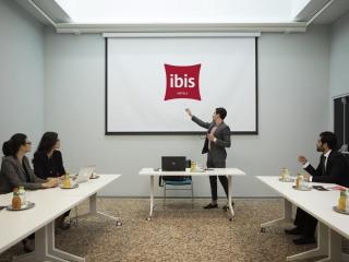 Ibis Abdelmoumen Casa Centre - 8