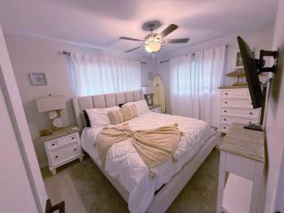 SwimSpa Home Sleeps 6 Napels, FL By Vacation Your Way - Naples - 8