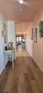 Spearwood Little Getaway - 9