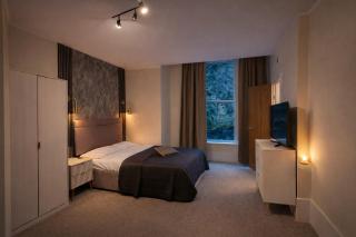 Saféra Dewsbury Westpark - 7