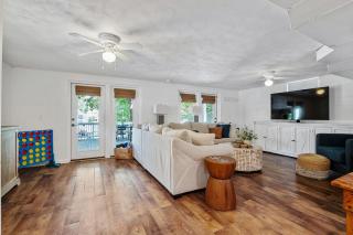 Boat Dock Slip Waterfront Home on Lake Tillery - 4