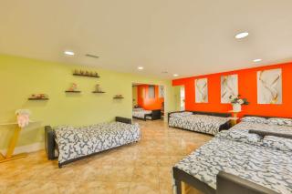 Hollywood Tropical Paradise vibe waterfall pool villa - 6