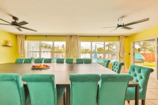 Hollywood Tropical Paradise vibe waterfall pool villa - 3