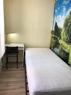 Shared room, Prime Location LA - 1