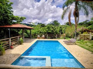 Chácara Rancho Imperial - Socorro - SP - Piscina, Churrasqueira, Forno à Lenha, Campo de Futebol e uma linda Vista para a Montanha! - 0