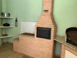Casa 315m2 em condomínio, natureza, 500m da praia - 1