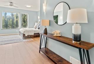 3100 SF 2 en suites, dedicated theatre-game room - 1