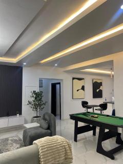 Luxe Loft and Stay - 8