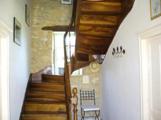 Spacious family home with countryside views - 4