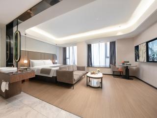 Madison Hotel Jinan West Railway Station - 2