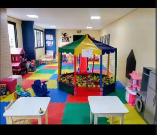 Martim Praia Clube- Apto com ar-condicionado, ventiladores de teto, churrasqueira, self check-in, estacionamento, próximo a praia Martim de Sá - 2