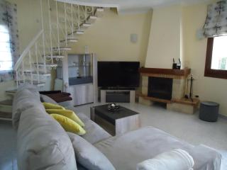 Villa espaciosa cerca de la playa con piscina privada - ES-393-2 - 1