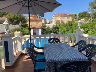 Encantadora villa con jardín y piscina privada en Les Tres Cales - ES-393-3 - 4