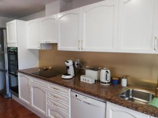 Amplia villa en Las 3 Calas con piscina privada, aire acondicionado y WiFi - ES-393-26 - 3