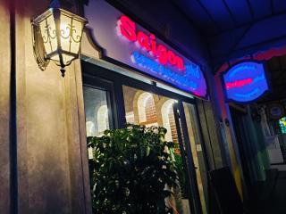 Saigon Phố Coffee Bar & Homestay - 7