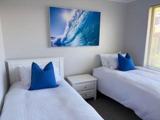 Halls Head Beach Hideway - 9