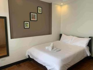 Tagaytay Highlands 4 BR Suite - 1
