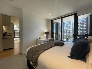 Complete Host Evermore Apartments - 1