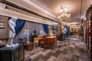 Orange Crystal Hotel Yantai Binhai Square - 9