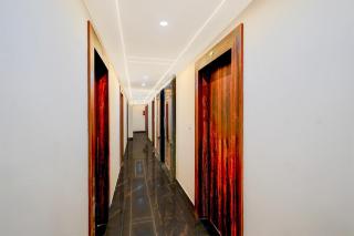 Super Townhouse Dharampur Railway Station - 6