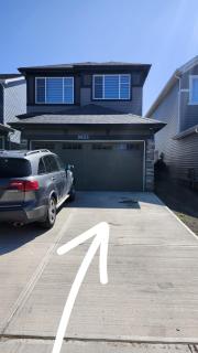 Bright & Cozy 2BR Suite Near WEM - 1