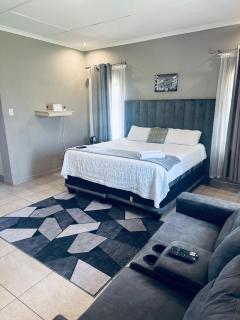 Elegant guest house - 1