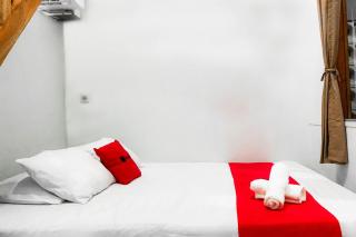 RedDoorz at Pantai Karangpapak - 5