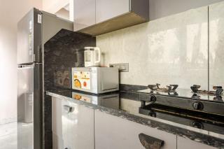 4BR Riverview Luxury Villa with Private Pool & Staff - 2