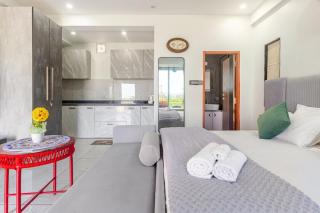 4BR Riverview Luxury Villa with Private Pool & Staff - 6