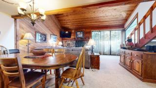 Mammoth Sierra Townhome - 3